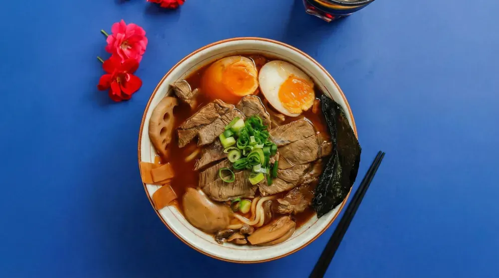 Steaming ramen bowl