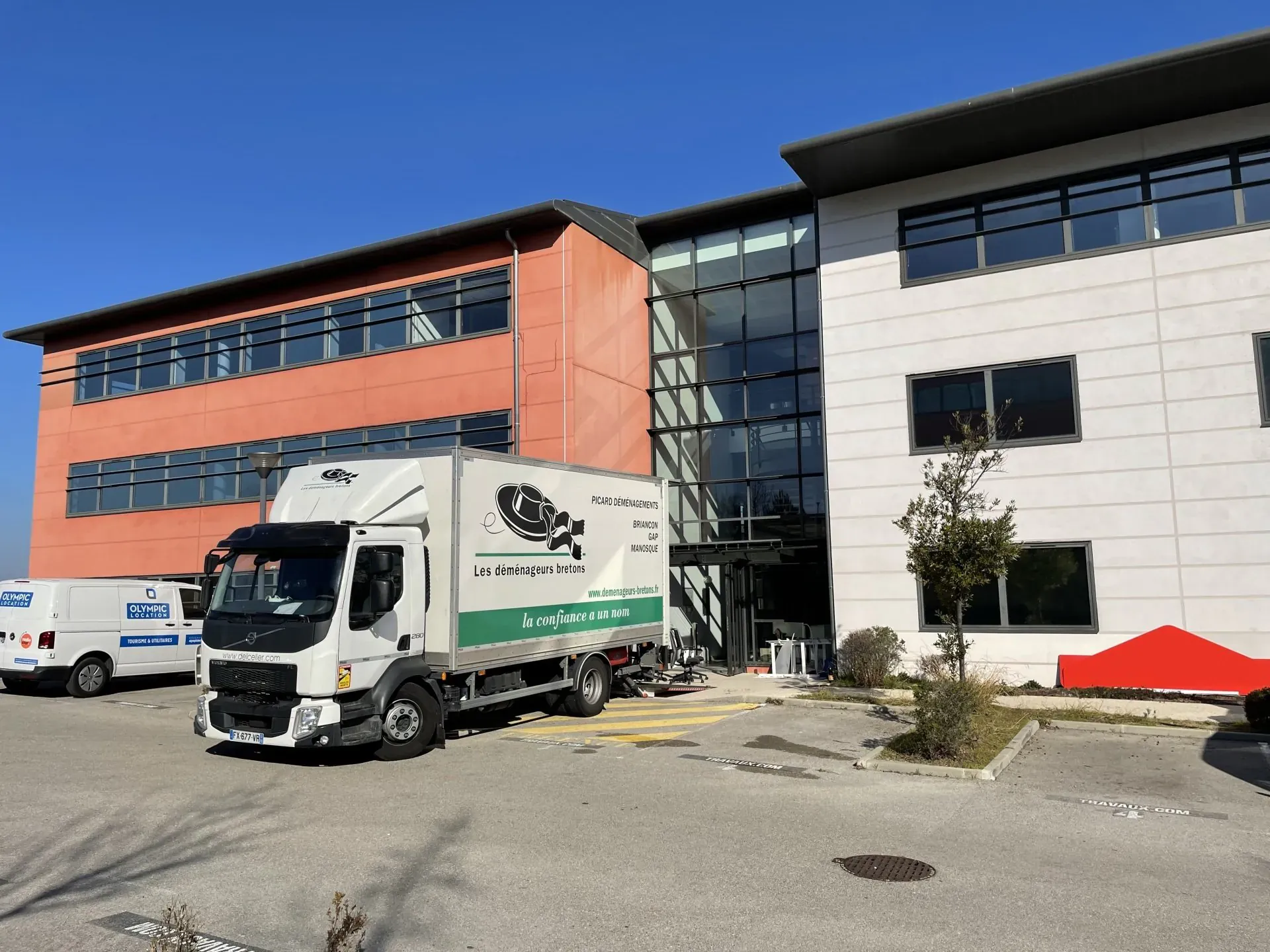 Camion Déménagements Picard - réseau Les Déménageurs Bretons