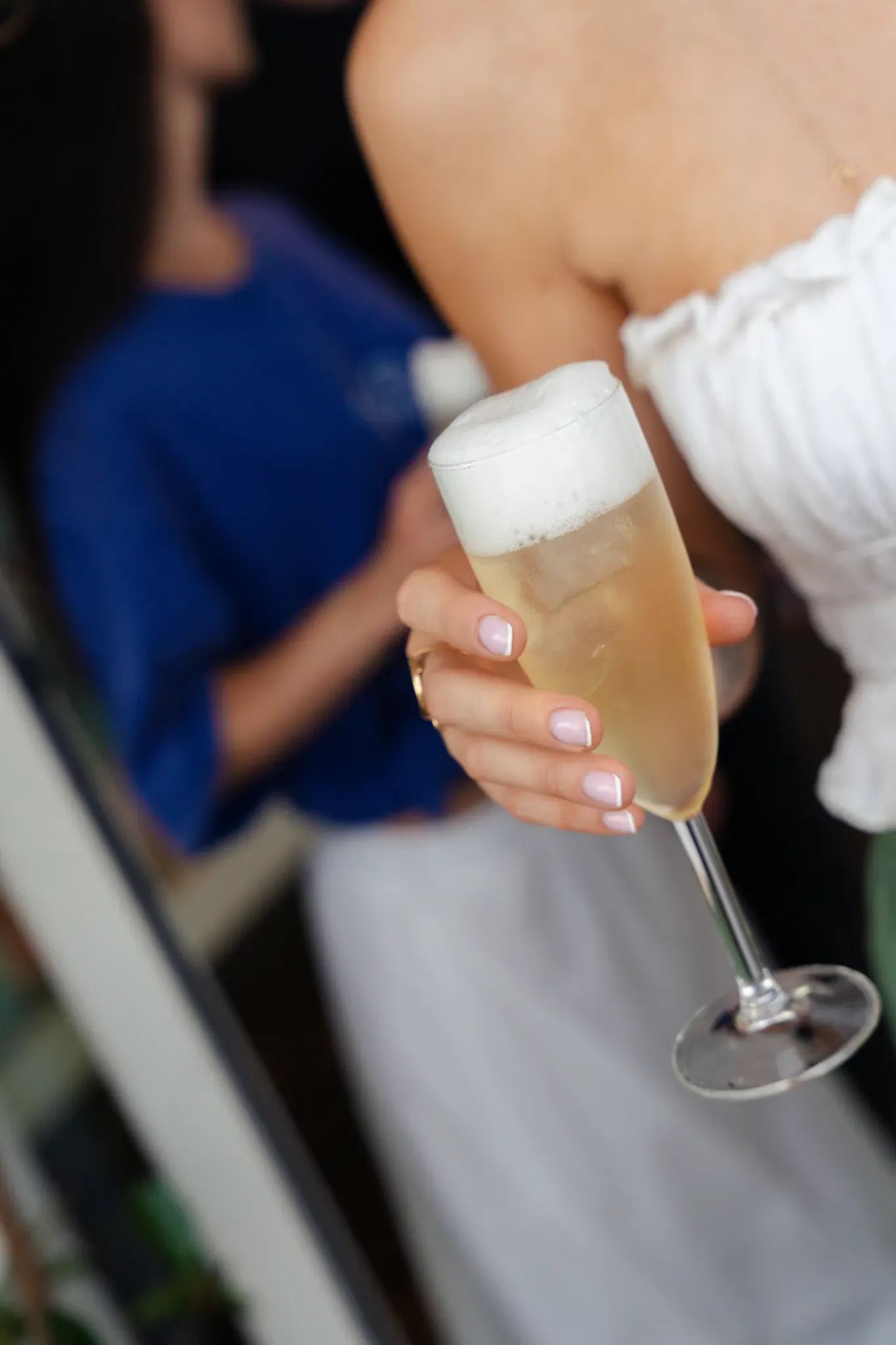 Coupe de champagne en terrasse