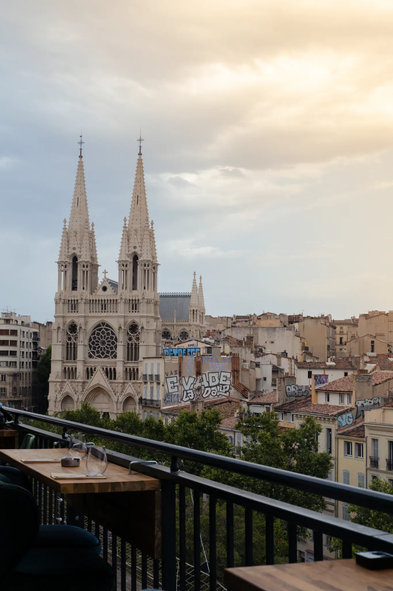 Terrasse rooftop sur la Canebière à Marseille