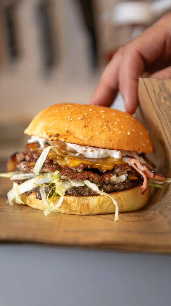 Instant gourmand chez Burger Industry, à Lambesc