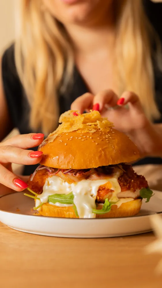 Instant gourmand chez Burger Industry, à Lambesc