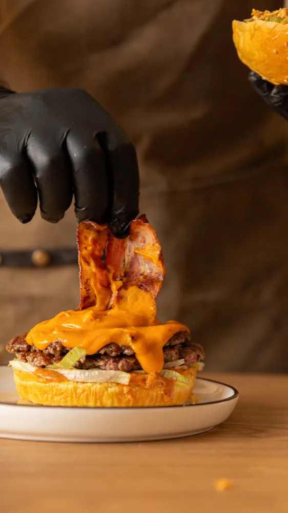 Instant gourmand chez Burger Industry, à Lambesc