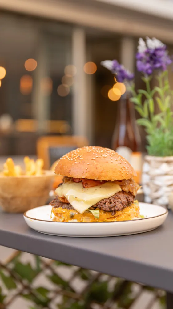 Instant gourmand chez Burger Industry, à Lambesc