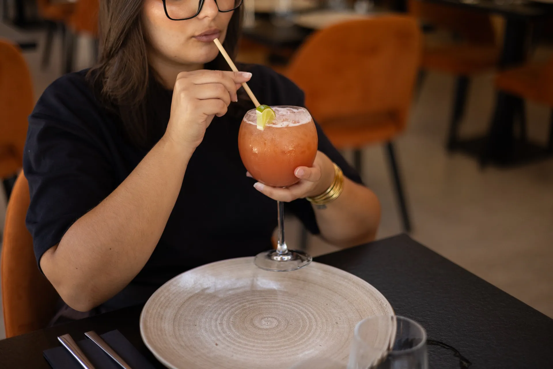 Terrasse de 90 places du restaurant Pakal, au cœur du pays d'Aix
