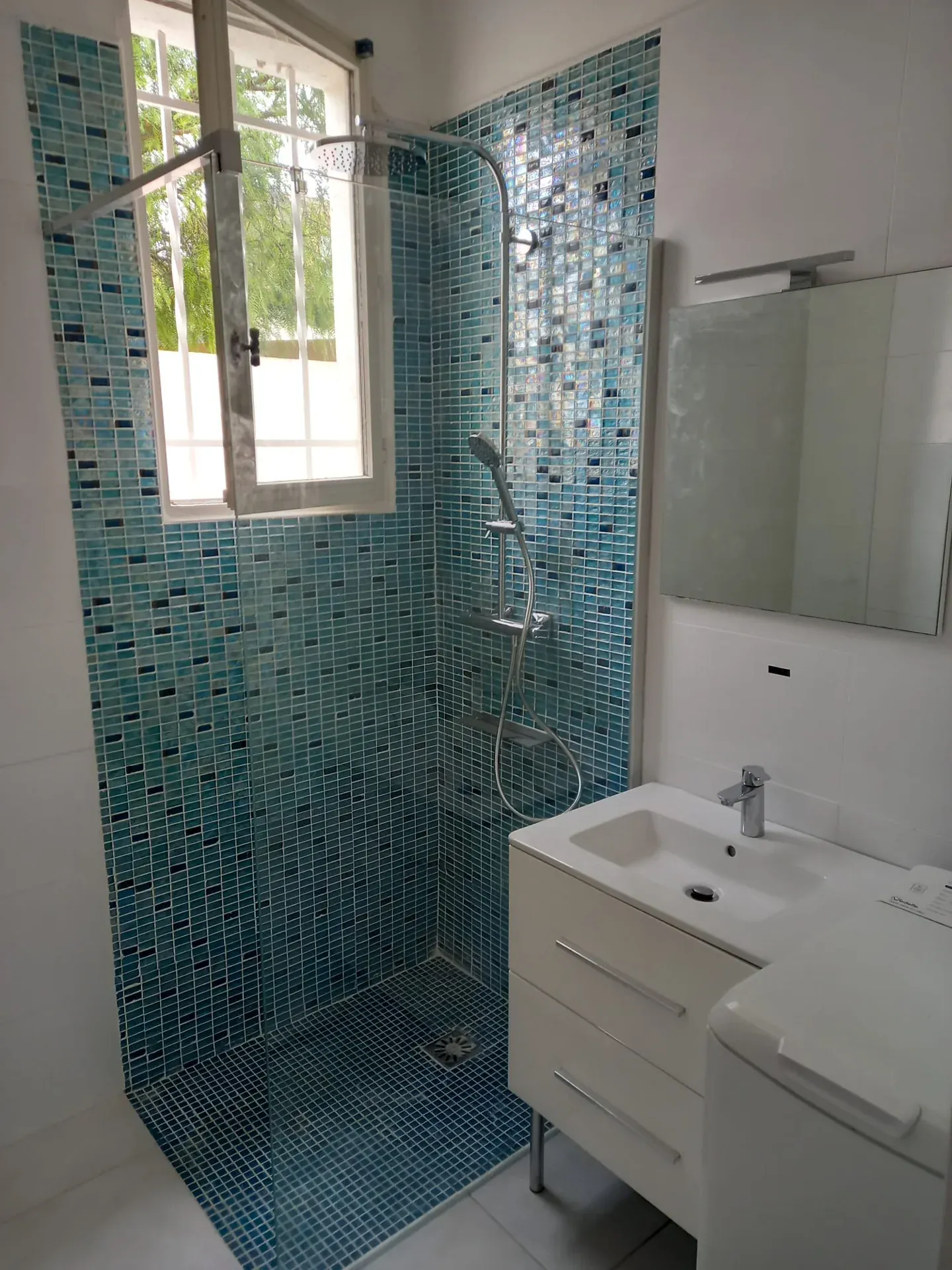 Salle de bain et nouveaux équipements — photographie de chantier CLG Plomberie