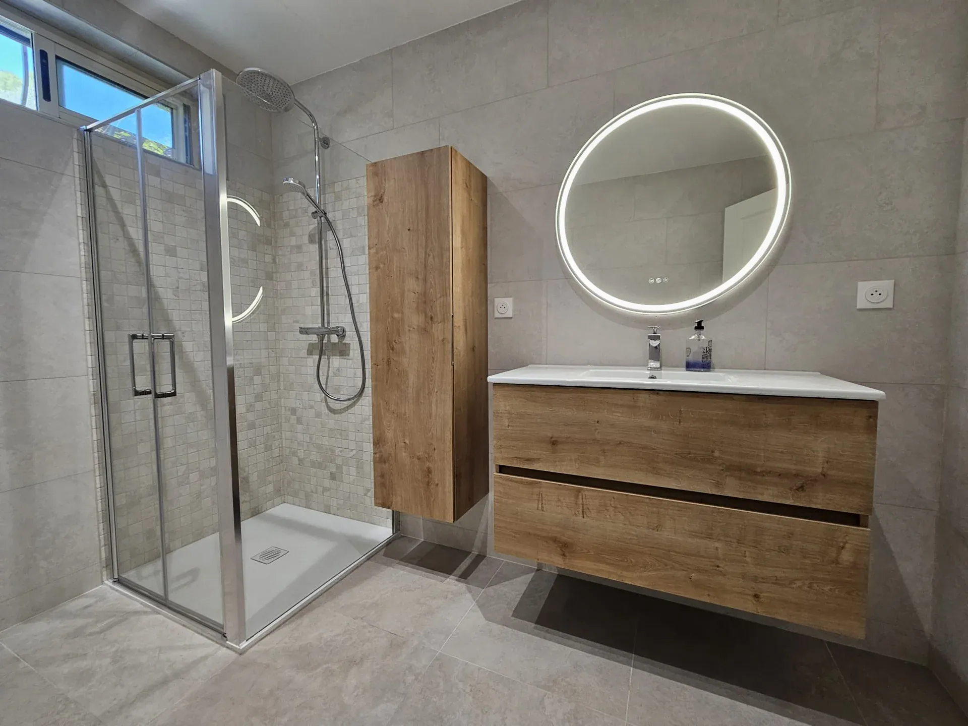 Chantier CLG Plomberie — Salles de bain, vue 12