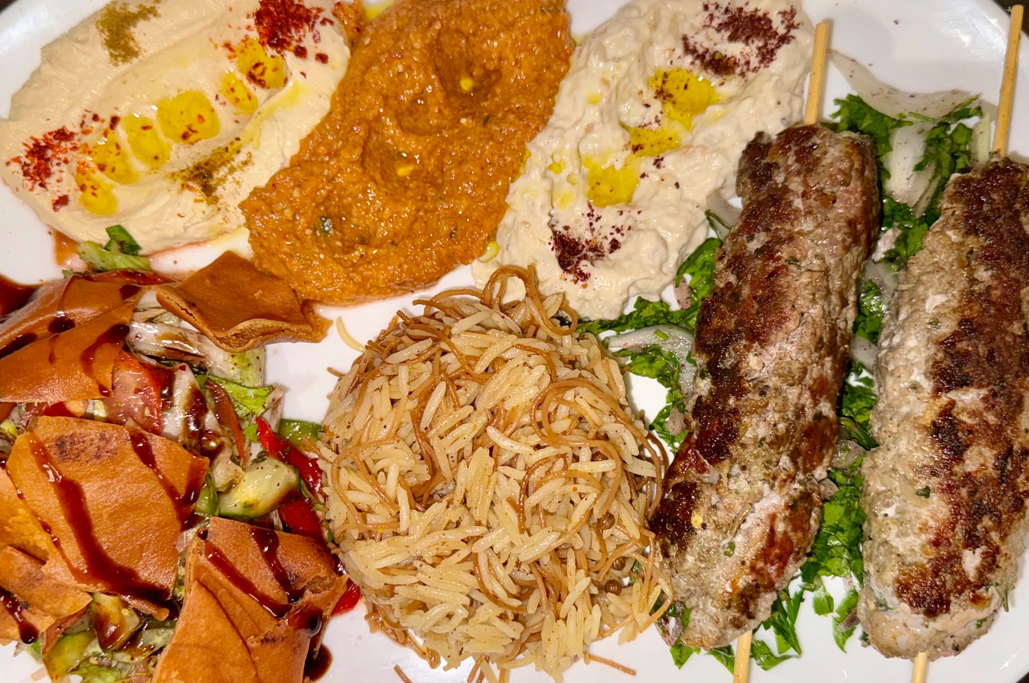 Kafta, Viande hachée, persil, oignons, épices., fait maison au Cèdre, restaurant libanais à Nantes
