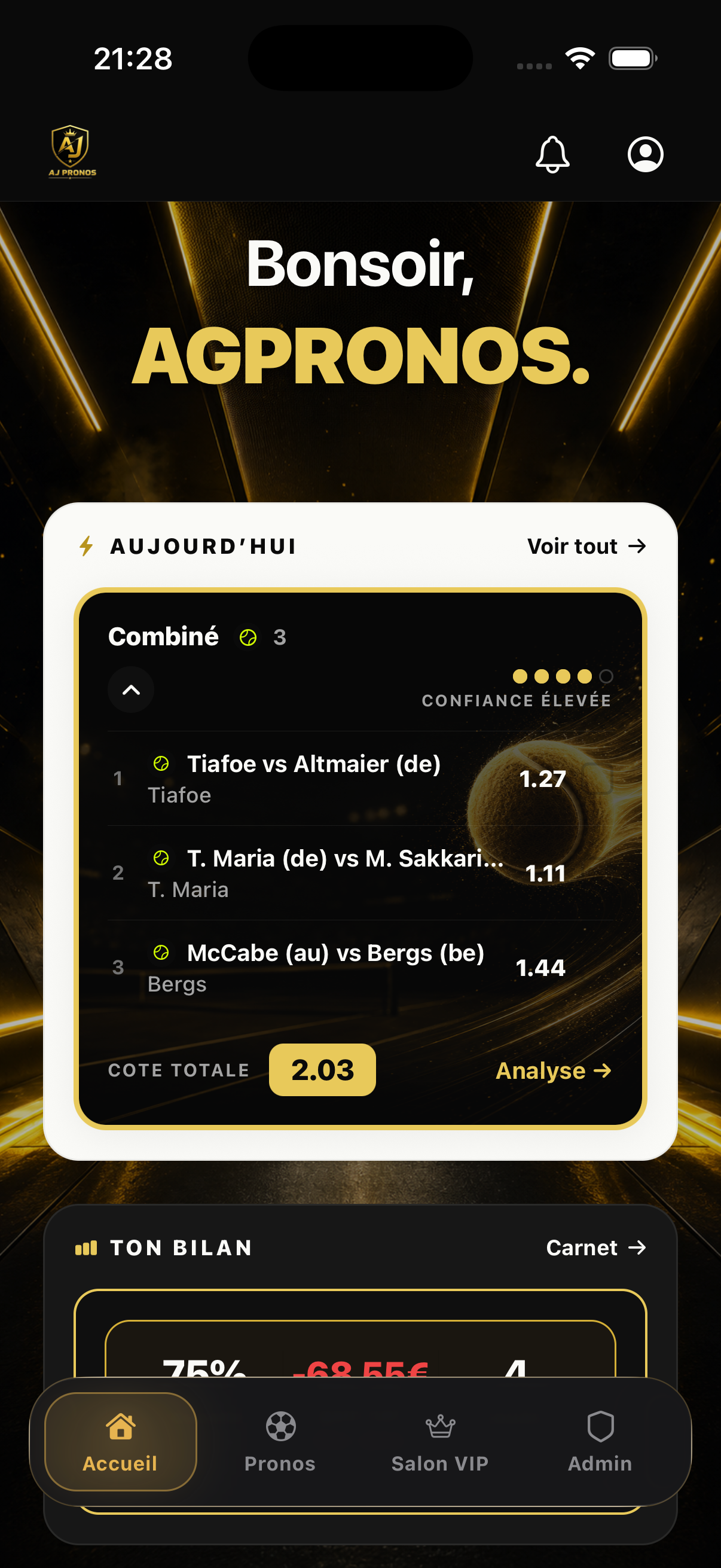 Accueil de l'app : pronos du jour en carrousel