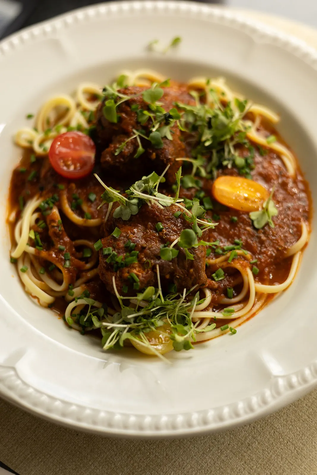 Alouettes à la provençale et leurs pâtes, sauce tomate
