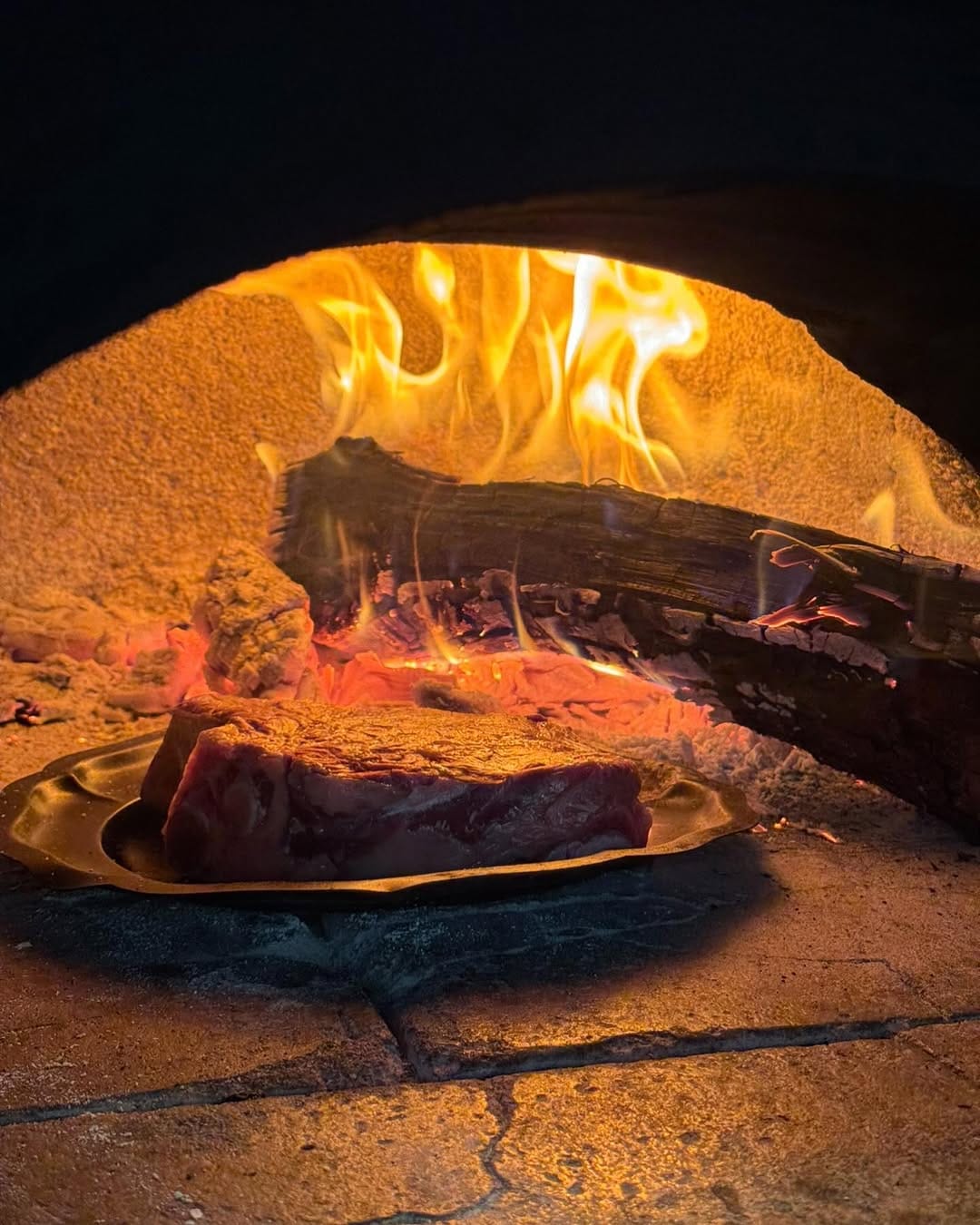 Viande au feu de bois
