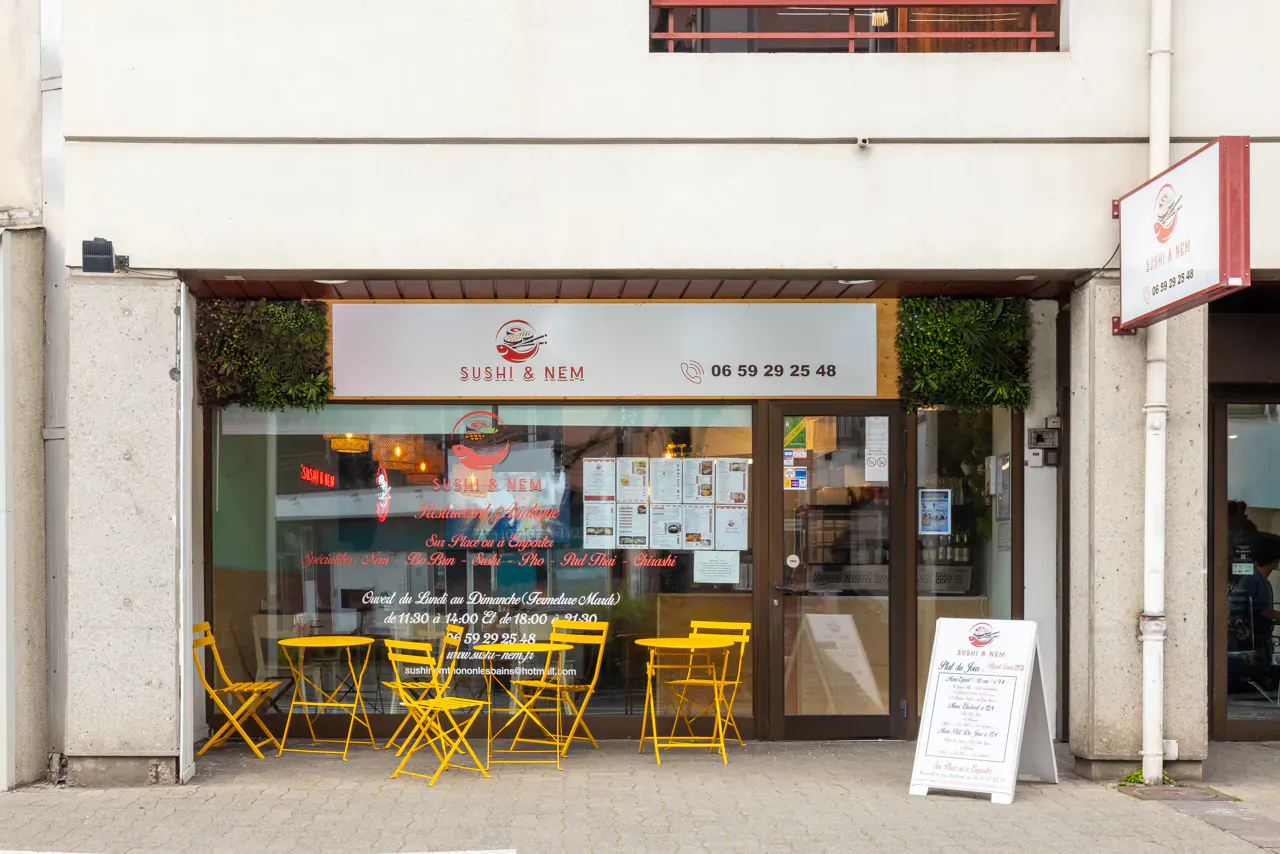 Salle du restaurant Sushi & Nem