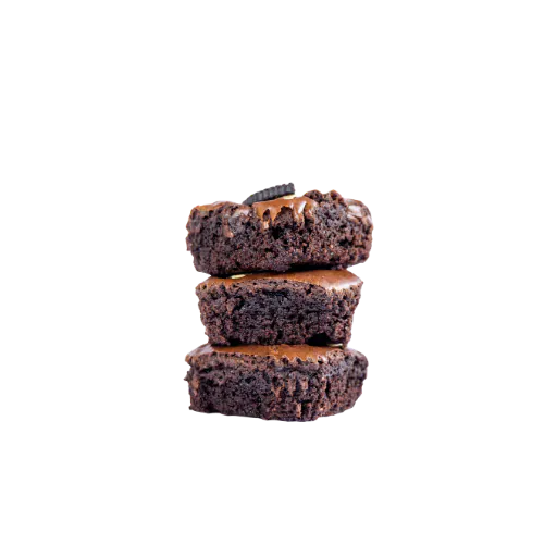 Carrés de brownie au chocolat nappés de caramel pour un buffet de goûter de baby shower