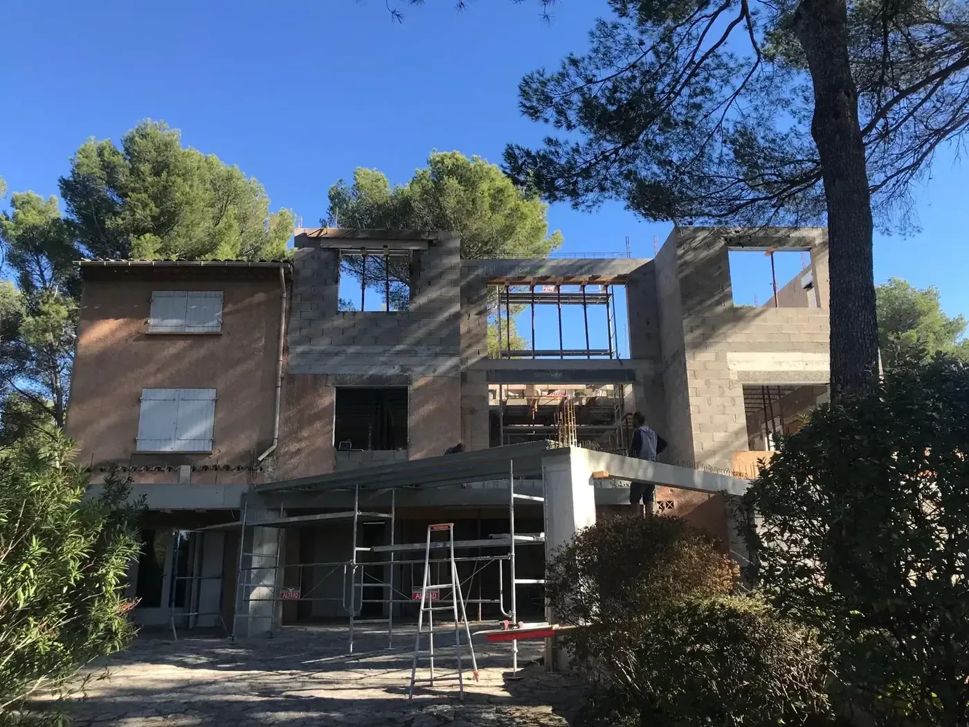 Extension — état initial — extension et rénovation à Bouc-Bel-Air (13)
