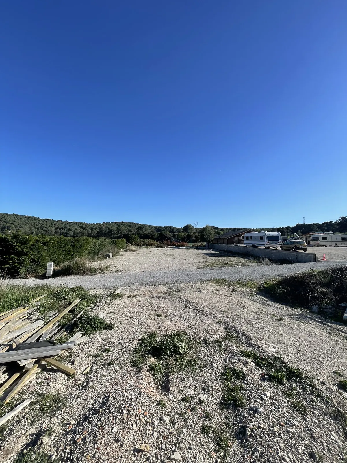 Le terrain avant les travaux