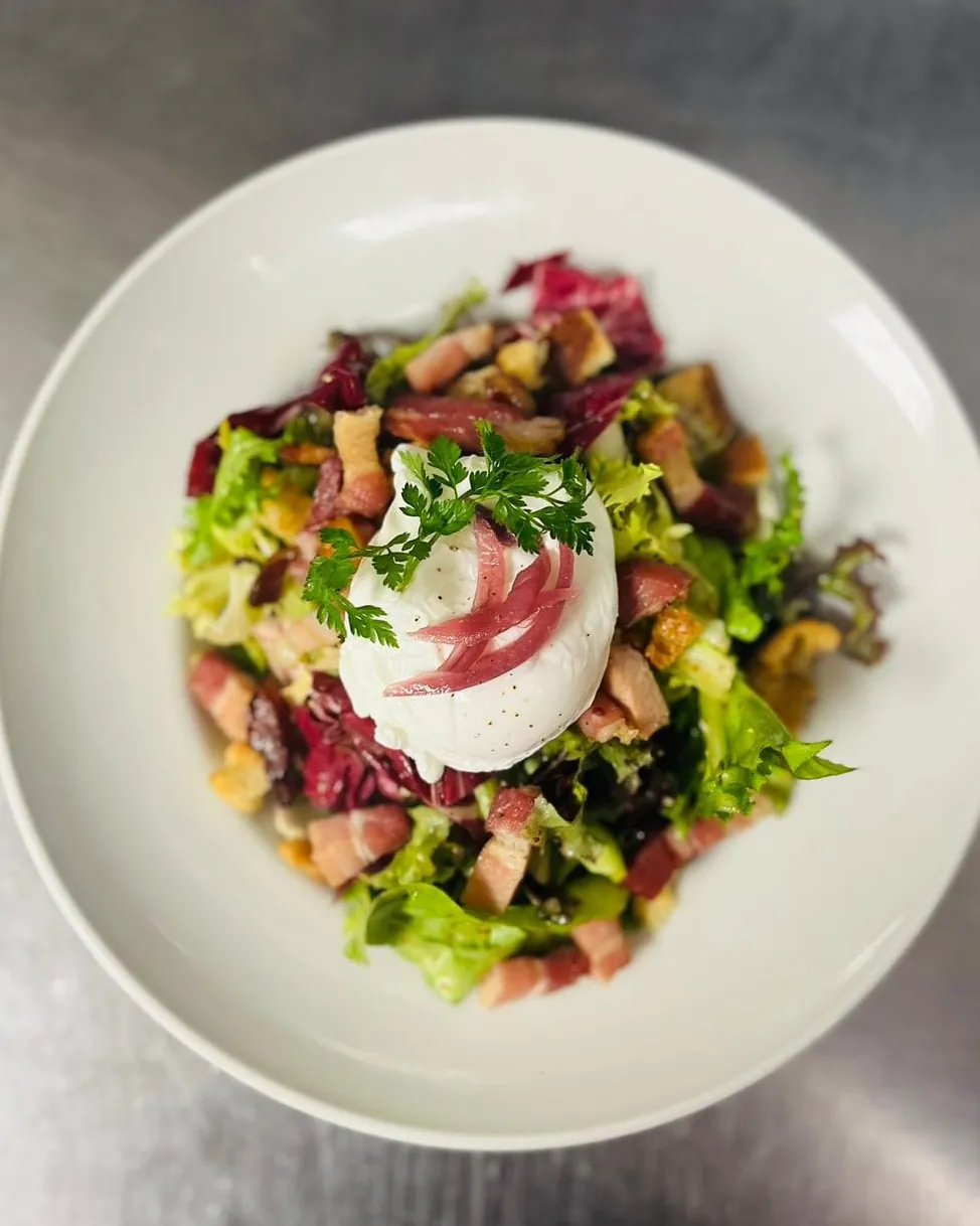 Salade Lyonnaise traditionnelle