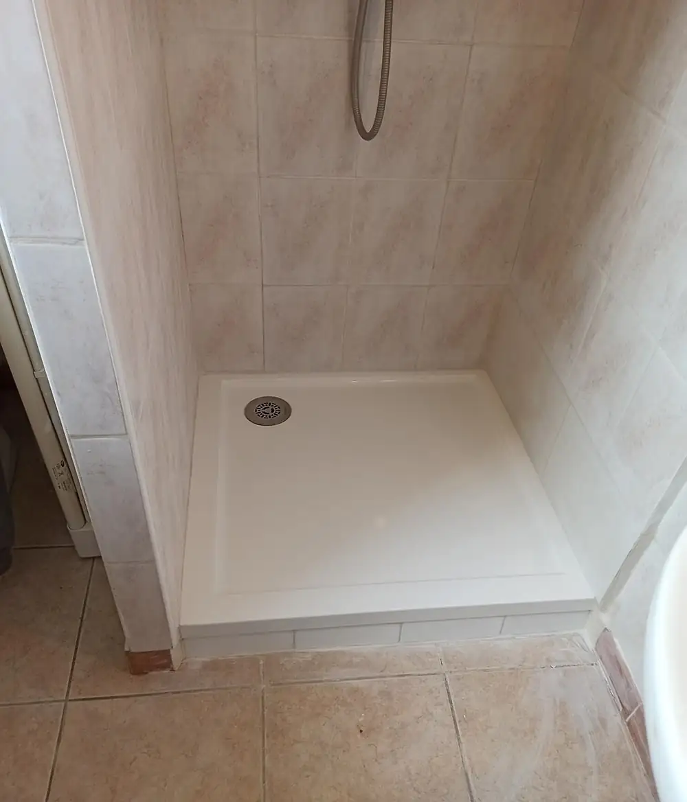 Nouveau receveur de douche posé