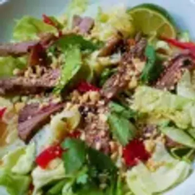 Salade Thai au bœuf