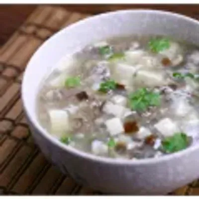 Vélouté au bœuf et œuf